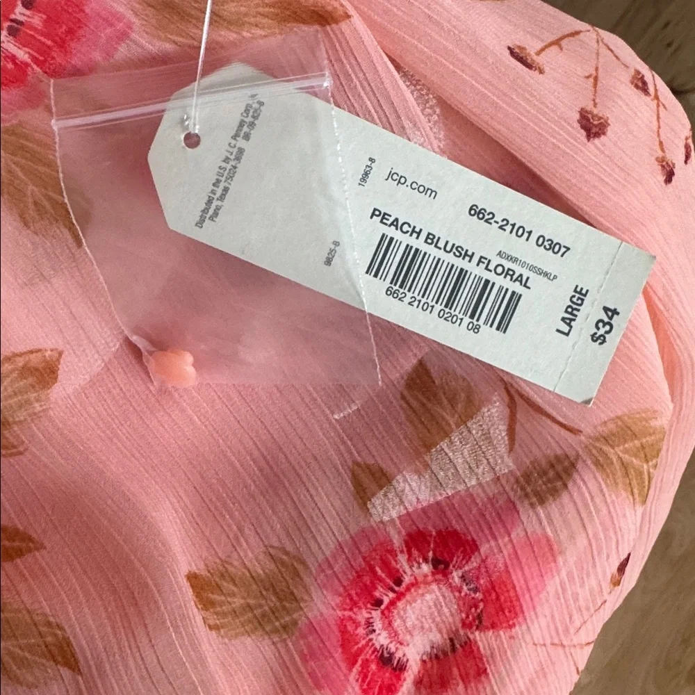 Floral Ruffle Blouse - Picture 4 of 4